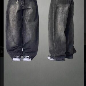 Hi, anyone sell low rise BAGGY jeans?For reference I’m usually size 0-4. Thanks!